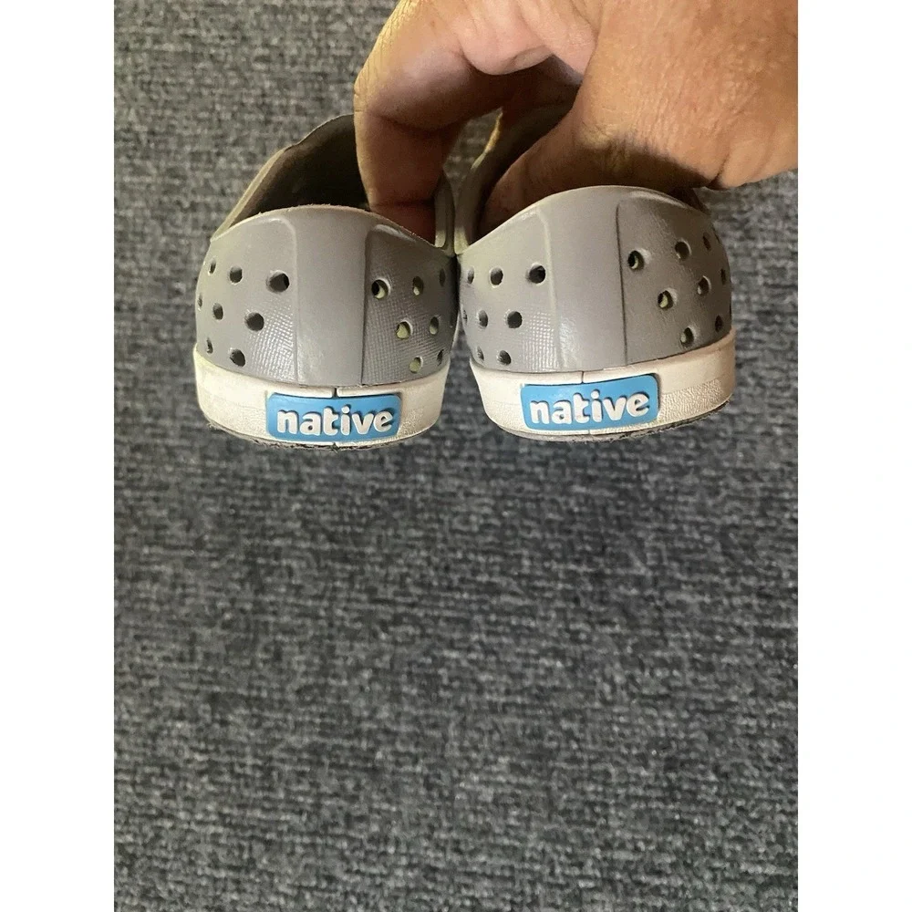 Native Jefferson Shoes Size C6, Color Grey - Perfect Summer Shoe for Toddlers